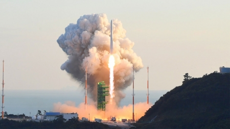 한국형 발사체 누리호 발사 성공…세계 7대 우주강국 