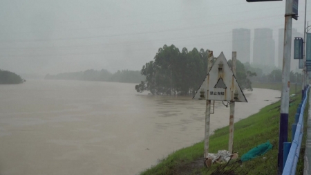 중국 남부 "100년 만에 큰 홍수"...4명 사망·10명 실종