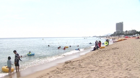 강릉 경포해수욕장 내일 개장…강원 동해안 본격 피서