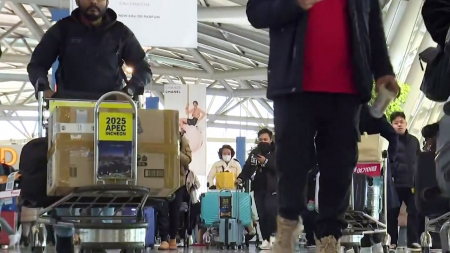 설 연휴 3,400여만 명 대이동...인천공항 "역대 최다" 관측