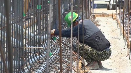 더 심해지는 폭염...야외 작업자들 '더위와의 사투'