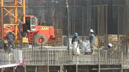 상반기 건설 취업자 14만 명 감소...5년 만에 2백만 명선 붕괴