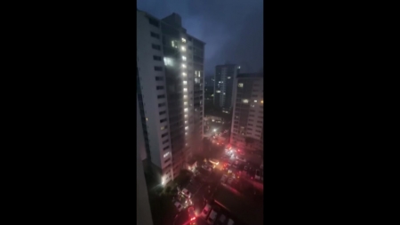 경기 동두천 아파트 불...충전하던 리튬이온 배터리 발화 추정