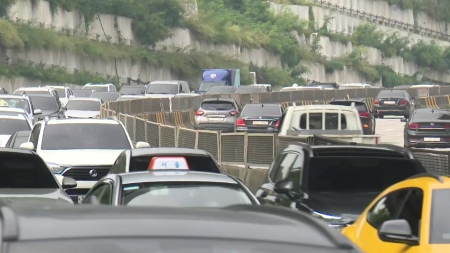 추석 연휴 기간 3,200만 명 이동...평균 교통사고 45% 감소