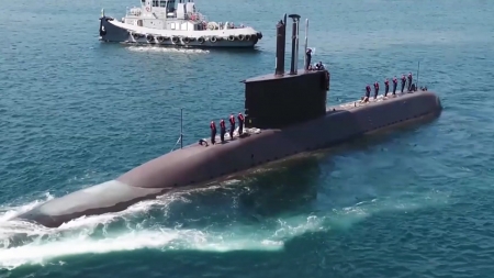 핵 추진 잠수함 관심 고조…"수중에서 무제한 작전 가능"