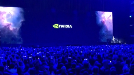 젠슨 황 "중국, AI 경쟁서 미국에 승리할 것"