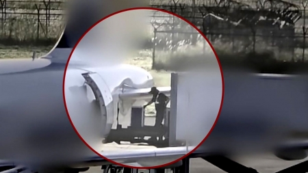 4m 항공기 작업, 안전수칙 '위반'...추락 위험 노출