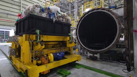 비연소 플라스틱 저온 분해 신기술 공장 준공...지역주민 일부 우려