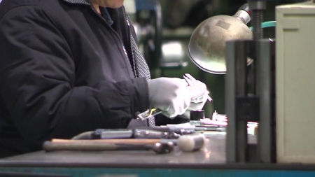 임금근로 일자리 증가세 둔화 지속...건설업·20대 감소