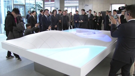 정부, AI 규제 완화 로드맵 발표...데이터 개방 확대