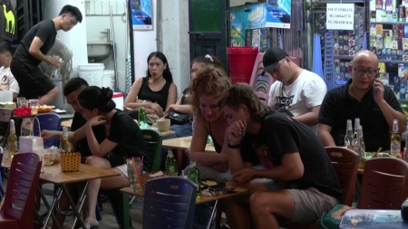 외국 관광객이 봉?...너도나도 외국인은 비싸게