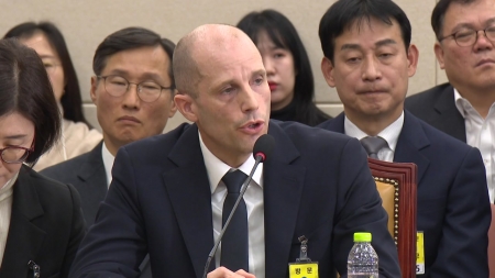 미국인 월급사장이 '방패막이'...김범석 없는 '쿠팡 청문회'