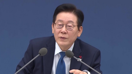 이 대통령 "대왕고래 프로젝트, 계산도 안 해봤나"