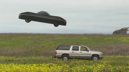 영화 속 '비행차'가 현실로 ...상용화엔 과제 많아