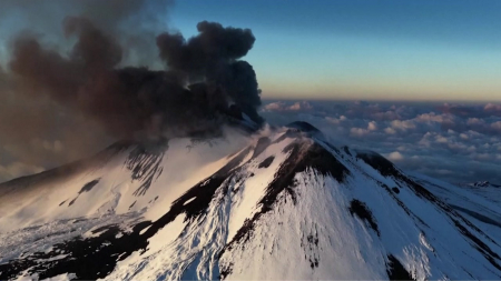 시칠리아 화산 28년만에 최대 분화..."500m 용암분수"