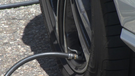 내년부터 승용차 타이어에 소음도 등급 표시 의무화