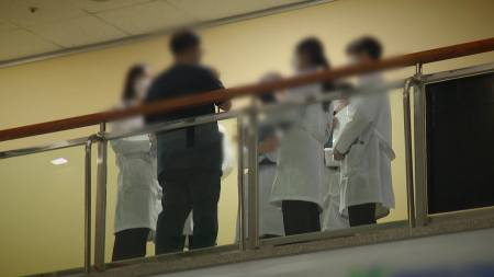 '의대 정원' 집중 논의...소규모 장기 증원 택하나