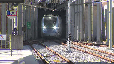 "동해안 관광 지도 바뀐다"...부산∼강릉 KTX 개통