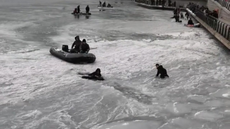 짠물도 얼린 북극한파...’0℃ 선’ 중국 남부까지 남하