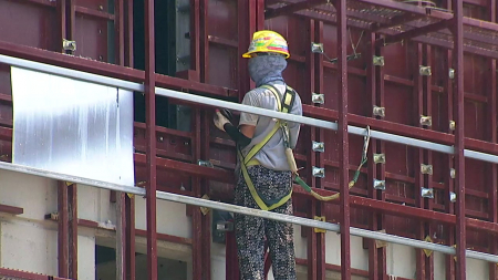 산재 사망 3명 중 2명 ’55세 이상 노동자’..."신체능력 저하 영향"