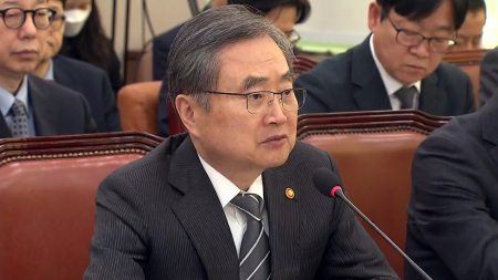 조현 "트럼프 메시지 쿠팡 사태나 온플법 도입과 관련 없다"