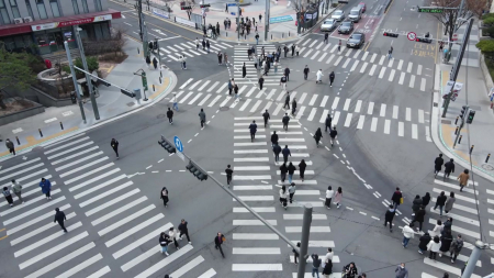 일하는 고령자 사상 최다...고용률 첫 70% 돌파
