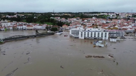 유럽 남부와 북아프리카 일대 홍수 피해...모로코, 10만 명 대피