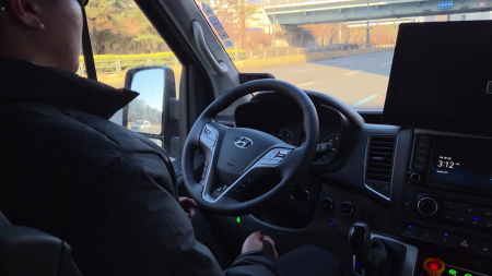 "핸들 안 잡아도 척척"...성남 자율주행 셔틀 달린다