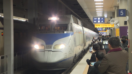 "수서역에 KTX 열차가" KTX·SRT 교차운행 시작