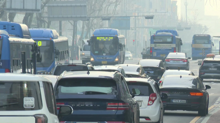 [단독] "기름값 부담에 차 두고 왔어요...지하철 이용 증가