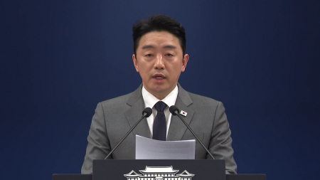 강훈식 "UAE 원유 최우선 공급 약속"...총 2,400만 배럴 확보