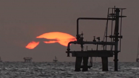 '진퇴양난' 트럼프, 확전서 협상으로 출구전략 모색?