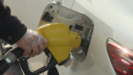 이틀 새 휘발유 200원 올라..."차 몰기 겁난다"