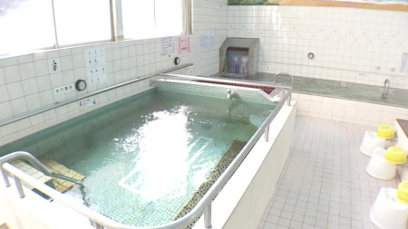 기름길 막히자...목욕탕 '비명', 의료장갑 '껑충'