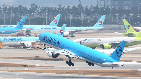 고유가에 3배 오른 유류할증료..."5월이 더 문제"