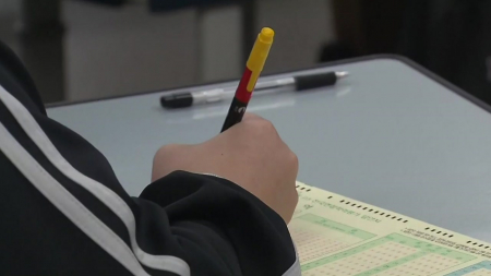 임시공휴일 지정돼도 예정된 시험 시행 가능해져