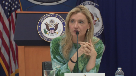 미 로저스 차관 "한국과 정통망법 건설적 대화...협력 낙관"