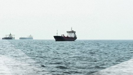 호르무즈 언제 다시 열릴까...통행료 등 불확실성 여전