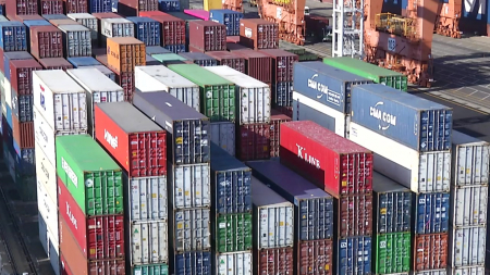 반도체 호황에 4월 초 수출 '역대 최대'...36.7% 증가