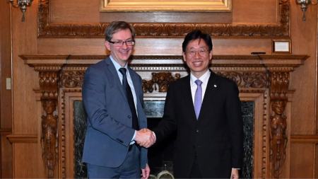 우주동맹 확대한다...우주청, 미국·UAE 등 '연쇄 회동'