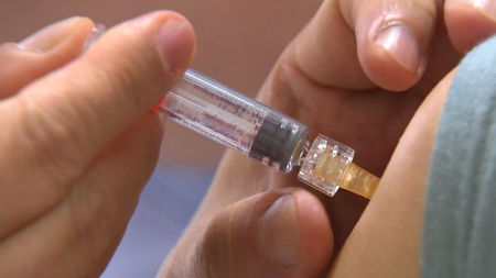 "12살 남학생도 무료로"...청소년, HPV 무료접종