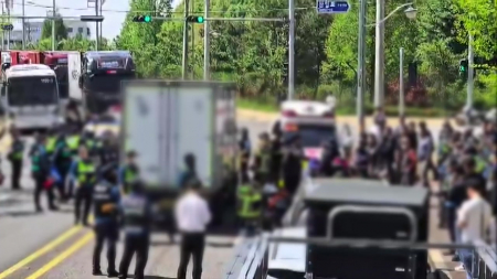 진주 집회 현장서 차에 치인 화물연대 조합원 3명 사상