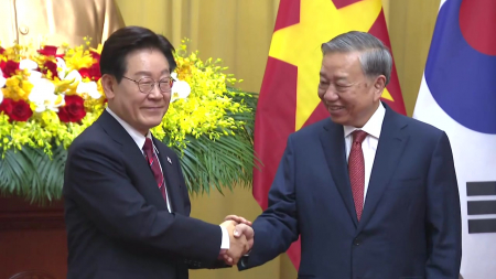 한·베트남, 8개월 만에 회담..."공급망 안정 등 협력"