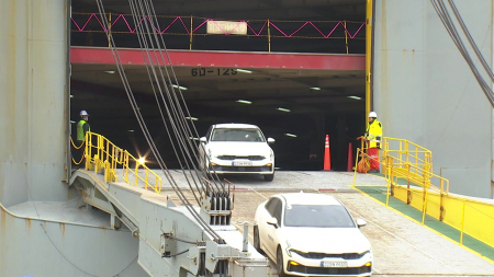 인천 자동차 수출 물동량 유지...어시장은 '시름'