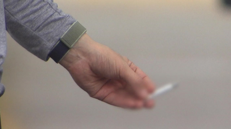 "금연정책 이후 간접흡연 피해 증가"…실내 흡연 때문?