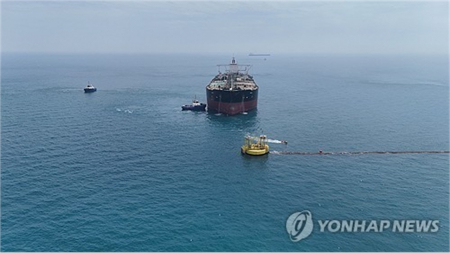 일본 유조선, 이란 허가로 호르무즈 통과..."협상 성과"