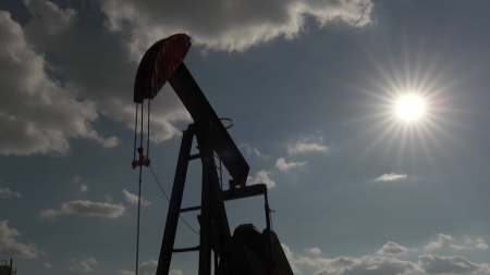 국제유가, 이스라엘·레바논 휴전합의에 반락...WTI 3%↓