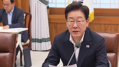 이 대통령 "속도전 넘어 전격전...2028년 중순까지 광주 군 공항 기능 임시 이전"