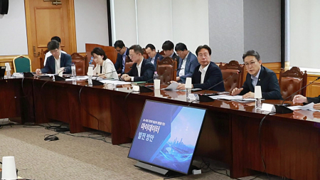 마이데이터, 서비스 범위 확대...AI가 정책자금도 대신 신청