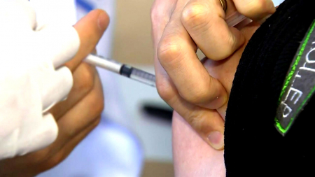 독감 유행에 21일부터 예방접종..."대상자별 날짜 확인"
